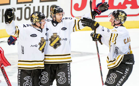 Esa Pirnes, Kristian Huselius och Fredrik Carlsson, AIK,