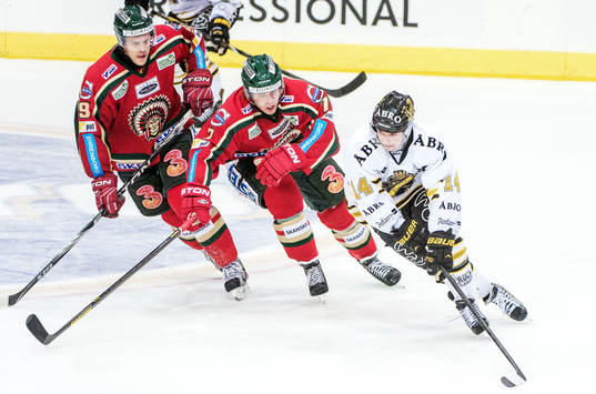 Broc Little, AIK, åker runt Magnus Kahnberg och Henrik