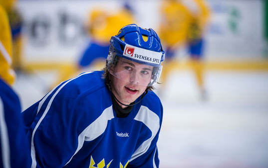 Elias Lindholm