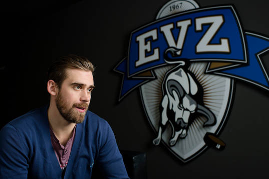 20.Dez.2012;Zug; Eishockey NLA - Portrait Henrik