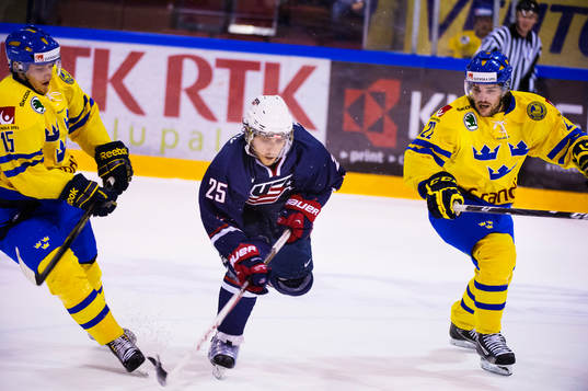 Sebastian Collberg och Linus Fröberg, Sverige, utmanas av