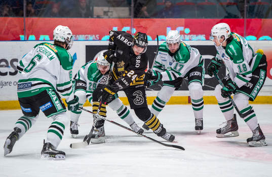 Kris Beech, AIK hårt bevakad