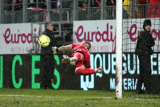 Alexis THEBAUX - 21.12.2012 - Brest / PSG - 19eme journee