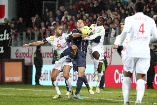 Ahmed KANTARI / Zlatan IBRAHIMOVIC / Bernard MENDY -