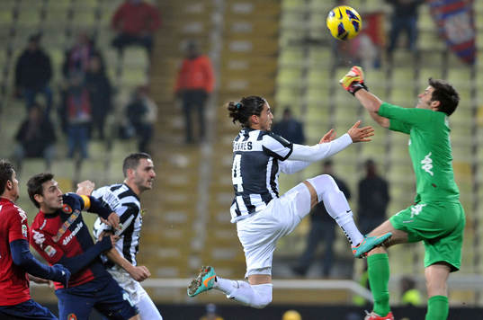 Bläddra bland fler bilder av Fotboll, Serie A, Cagliari - Juventus