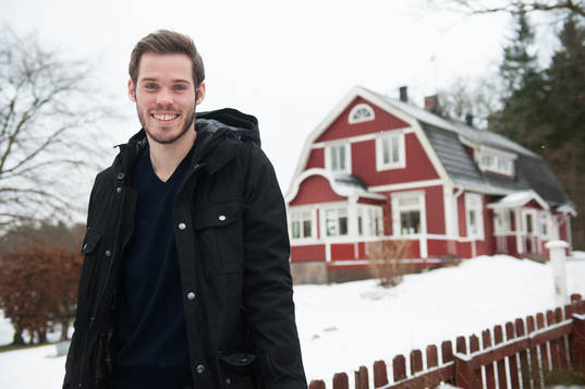 Emil Salomonsson, IFK Göteborg, hemma i föräldrahemmet i