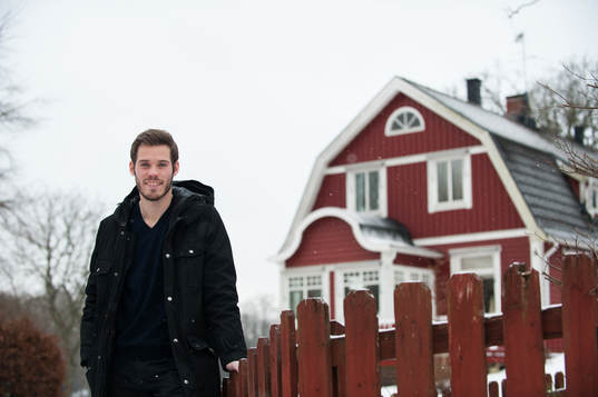 Emil Salomonsson, IFK Göteborg, hemma i föräldrahemmet i