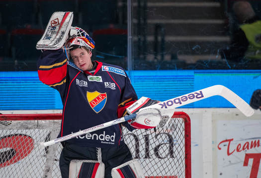 Adam Reideborn, målvakt Djurgården rusar ut