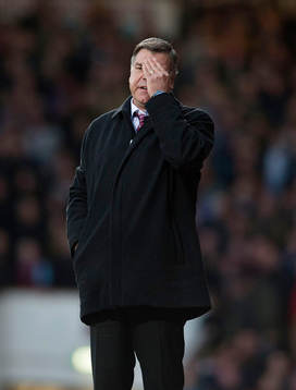 Football - West Ham United v Everton - Barclays Premier