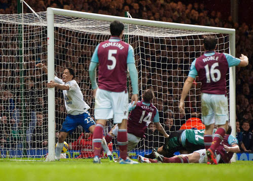Football - West Ham United v Everton - Barclays Premier