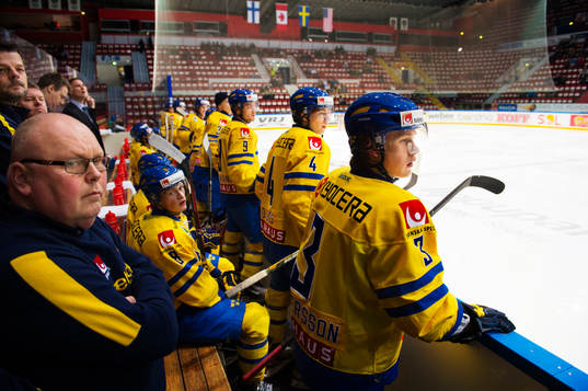 Jesper Pettersson, Sverige, till höger, innan han blev