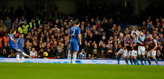 Football - Chelsea v Aston Villa - Barclays Premier League