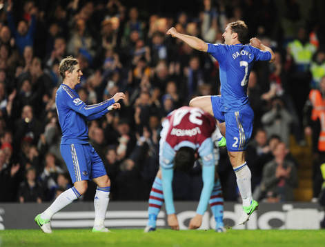 Football - Chelsea v Aston Villa - Barclays Premier League