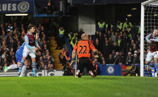 Football - Chelsea v Aston Villa - Barclays Premier League