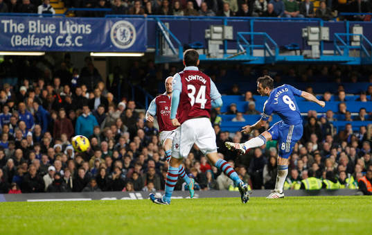 Football - Chelsea v Aston Villa - Barclays Premier League
