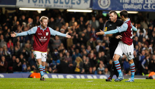 Football - Chelsea v Aston Villa - Barclays Premier League