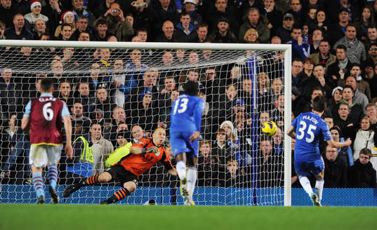 Football - Chelsea v Aston Villa - Barclays Premier League