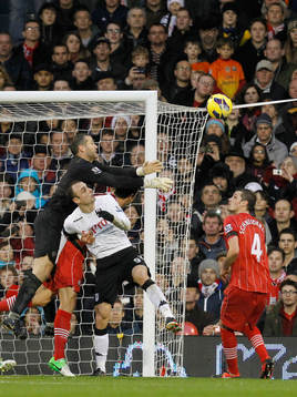 Football - Fulham v Southampton - Barclays Premier League