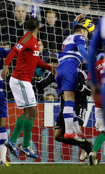 Football - Reading v Swansea City - Barclays Premier League