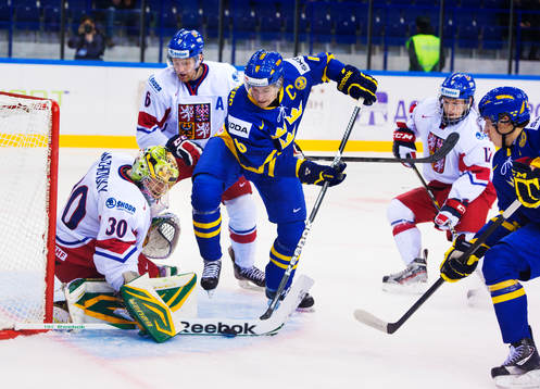 Bläddra bland fler bilder av Ishockey, JVM, Tjeckien - Sverige