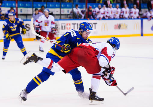 Tom Nilsson, Sverige, trycker till Marek Hrbas, Tjeckien