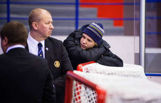 Hampus Lindholm blir hemskickad idag på grund av skada