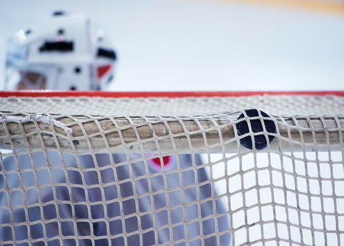 Puck i nätmaskor