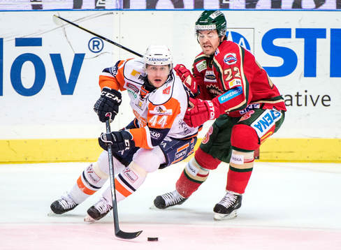 Petr Vampola, Växjö, letar