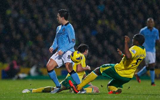 Football - Norwich City v Manchester City - Barclays