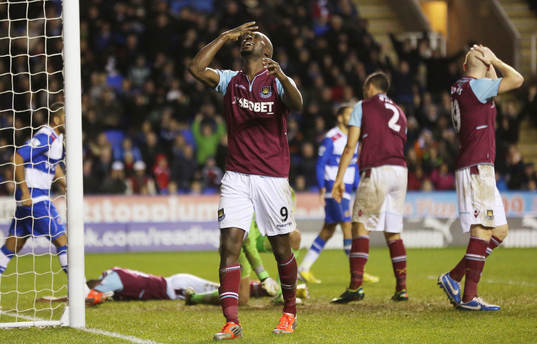 Football - Reading v West Ham United - Barclays Premier