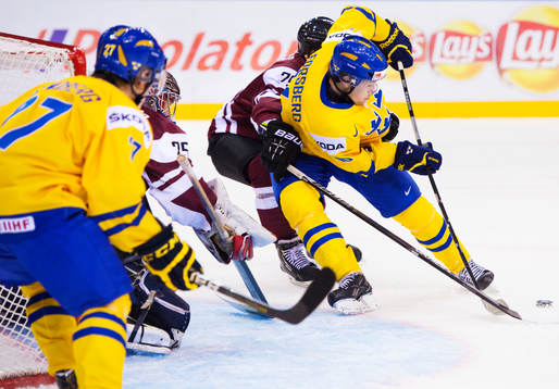Filip Forsberg, Sverige, oroar framför mål