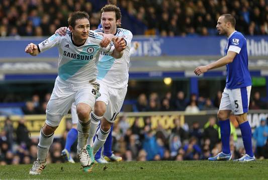 Football - Everton v Chelsea - Barclays Premier League  -