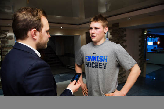 intervjuar Henrik Sjöberg, reporter Expressen, intervjuar
