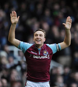 Football - West Ham United v Norwich City - Barclays