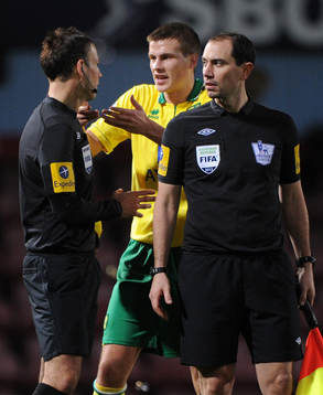 Football - West Ham United v Norwich City - Barclays