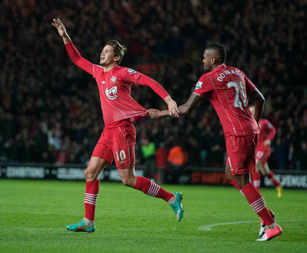Football - Southampton v Arsenal - Barclays Premier League