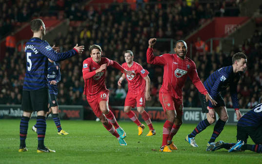 Football - Southampton v Arsenal - Barclays Premier League