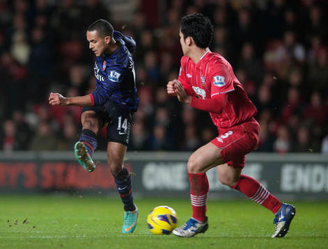 Football - Southampton v Arsenal - Barclays Premier League