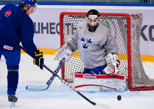 Filip Forsberg och Joel Lassinantti, målvakt