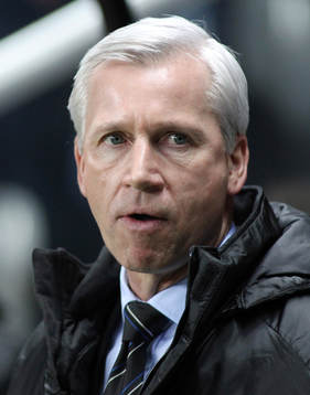 Football - Newcastle United v Everton - Barclays Premier