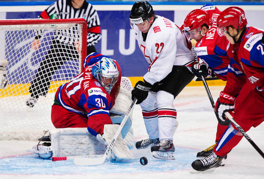 Andrei Vasilevski, målvakt, Ryssland, utmanas av Sven