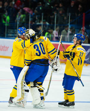 Elias Lindholm, Niklas Lundström, målvakt, och Filip