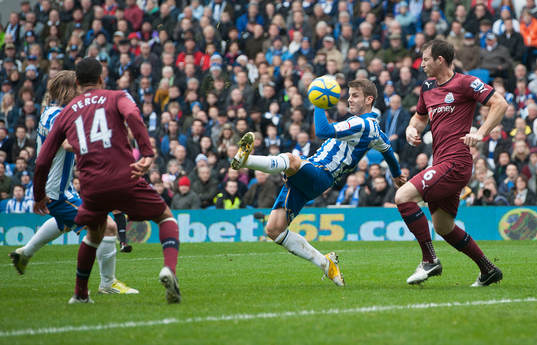 Football - Brighton & Hove Albion v Newcastle United - FA