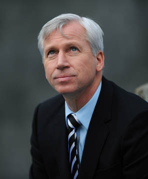 Football - Brighton & Hove Albion v Newcastle United - FA