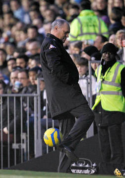 Football - Fulham v Blackpool - FA Cup Third Round  -