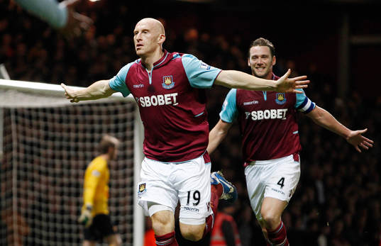 Football - West Ham United v Manchester United - FA Cup