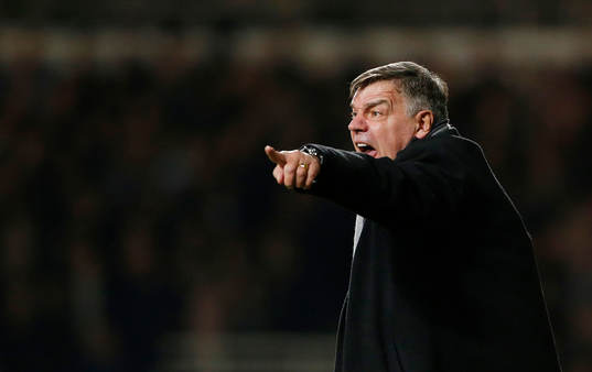 Football - West Ham United v Manchester United - FA Cup