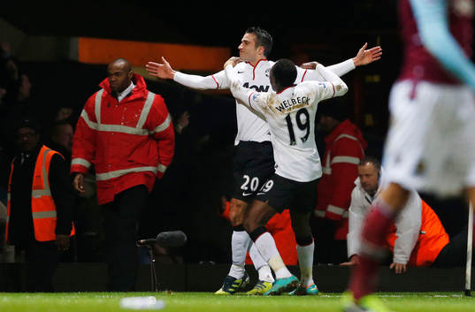 Football - West Ham United v Manchester United - FA Cup