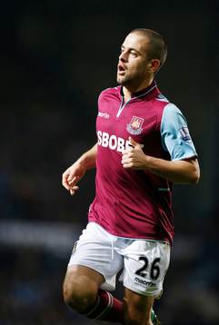 Football - West Ham United v Manchester United - FA Cup