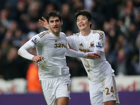 Football - Swansea City v Arsenal - FA Cup Third Round -